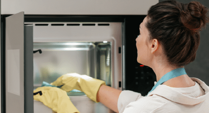 Come pulire il forno in modo impeccabile